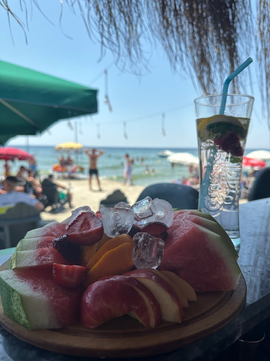 Kumburgaz beach cafe - 10