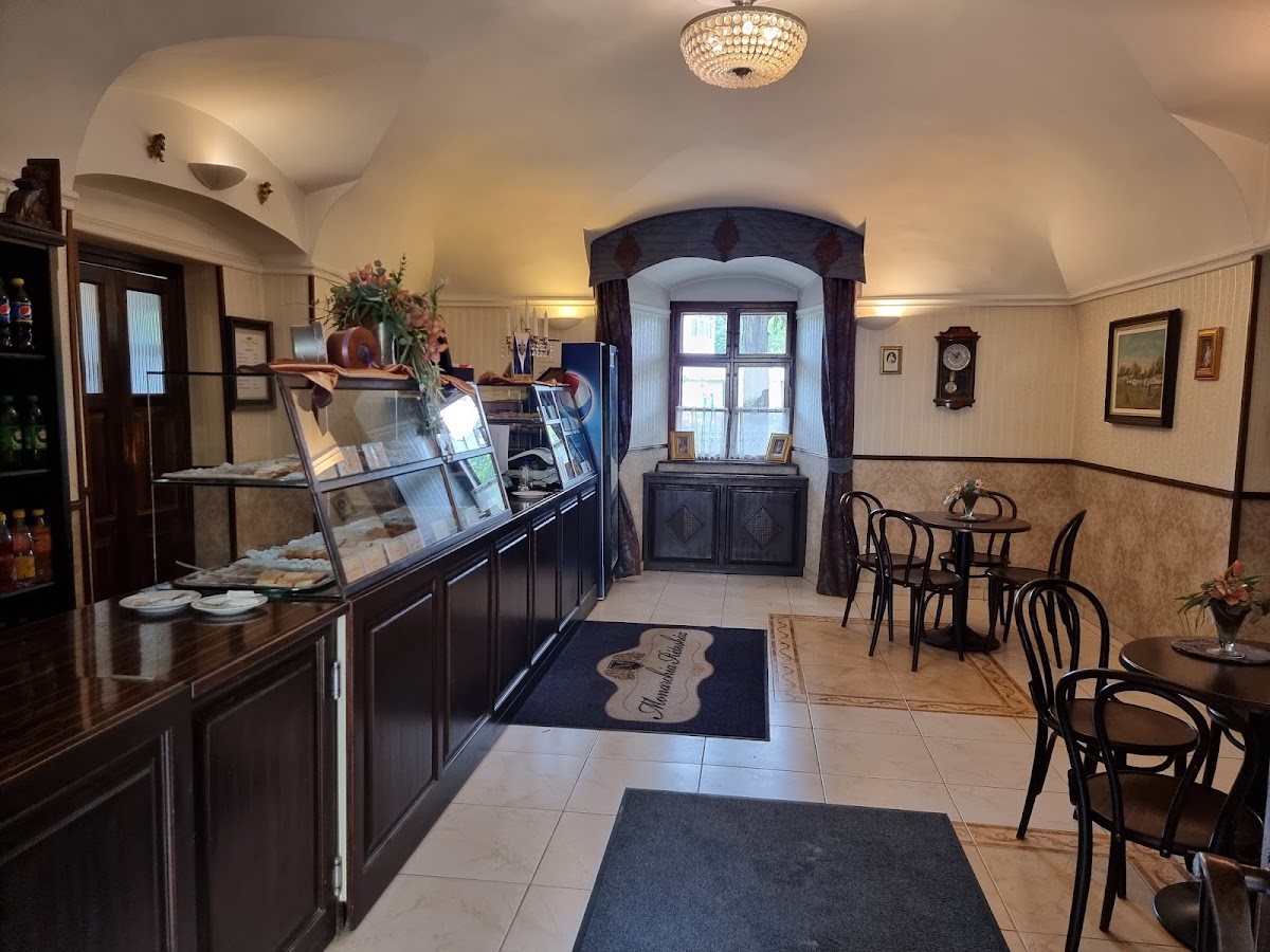 Monarchy Strudel House