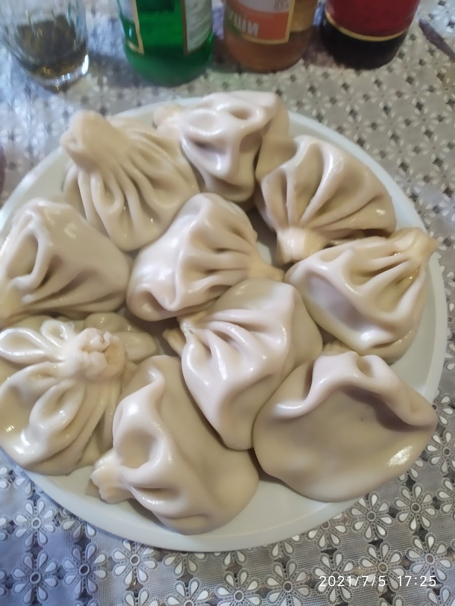 Kavkazskaya Kukhnya. Kafe 'Kuvshin'