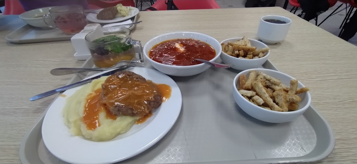 Kafe-Blinnaya 'Seli Poyeli'