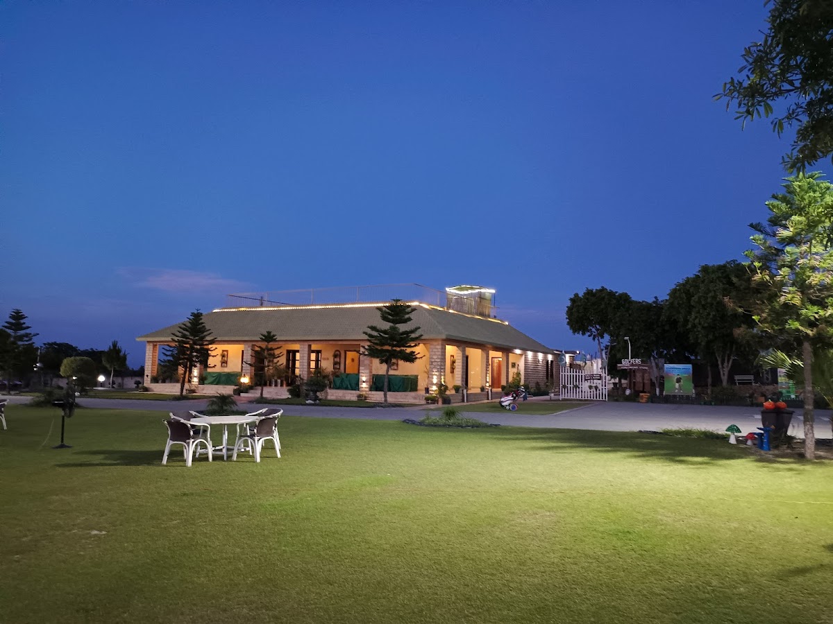 PAC Golf Club Tee House - 4