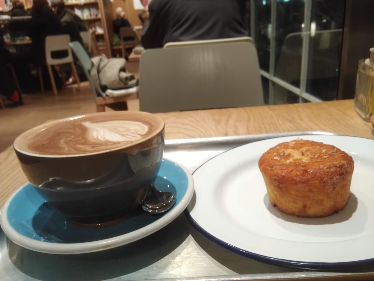 Waterstones Jermyn Street Cafe - 7