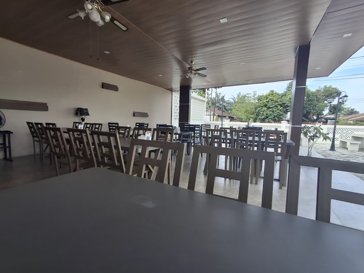 Crystal Cafe & Resto