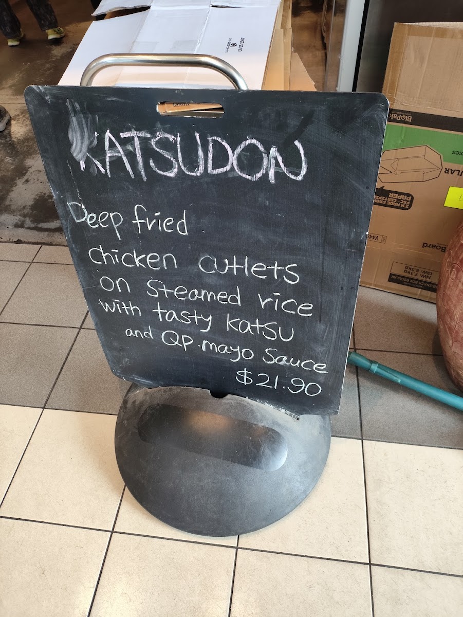 Yohei Cafe - Sushi & Juices - 2