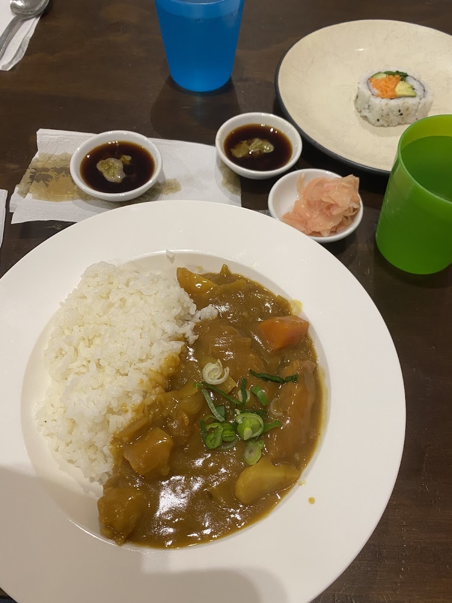 Yohei Cafe - Sushi & Juices - 4