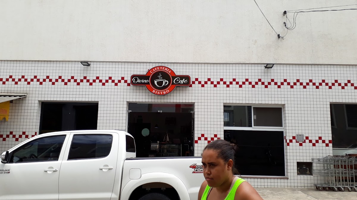 Divino Café cafeteria e bistrô