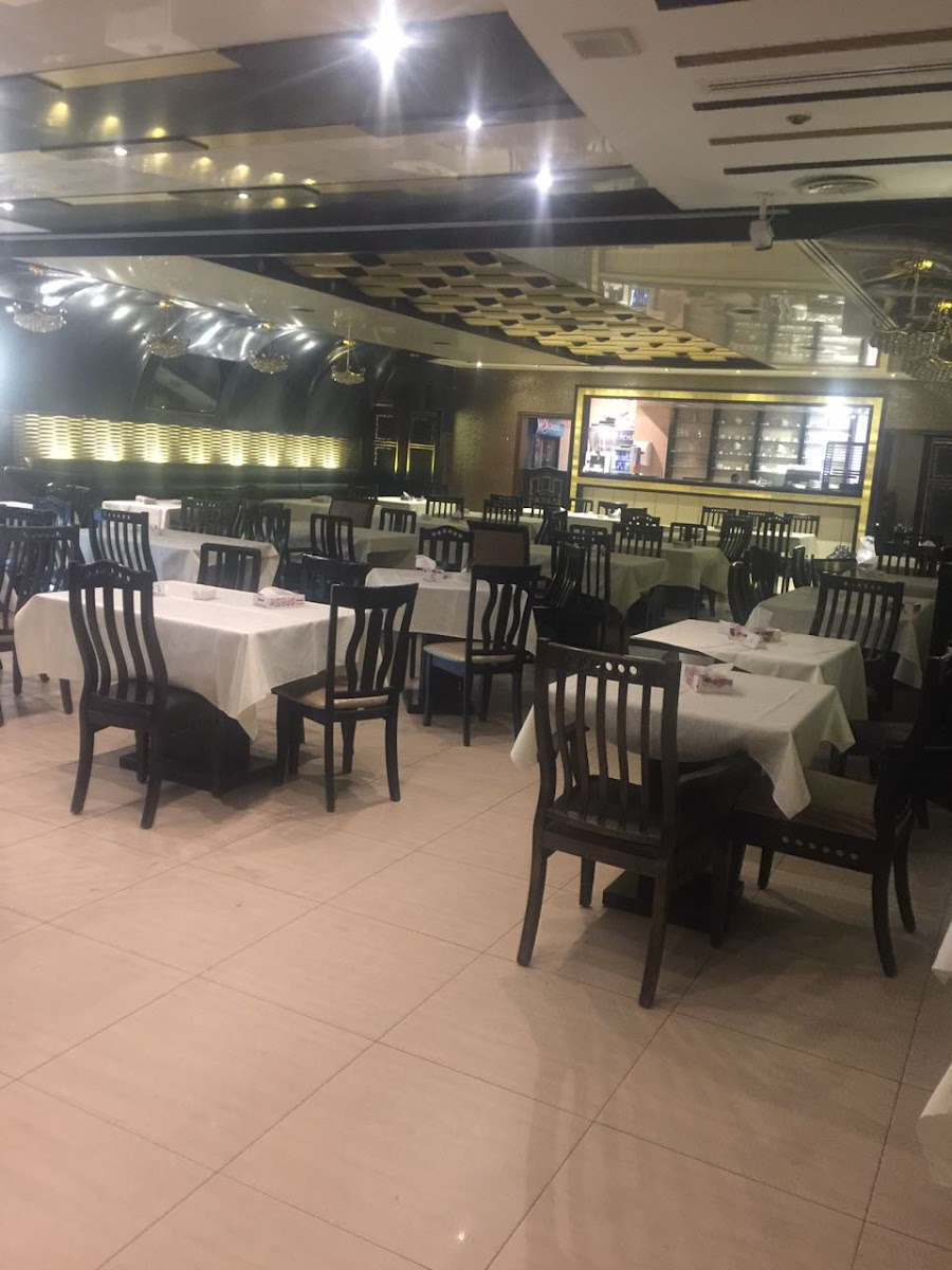 Cafe Ahoh and singer - 6