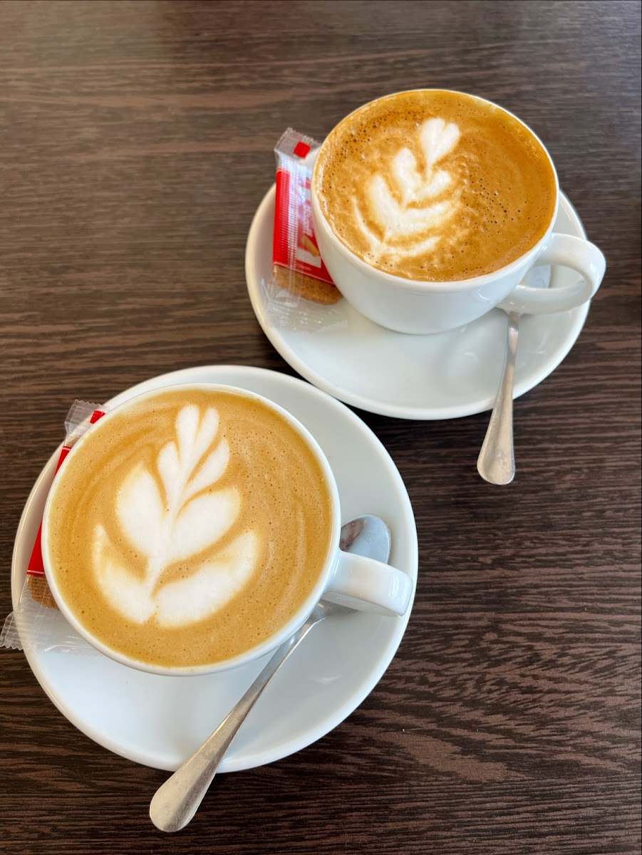 KAF.FER Roastery & Cafe - 3