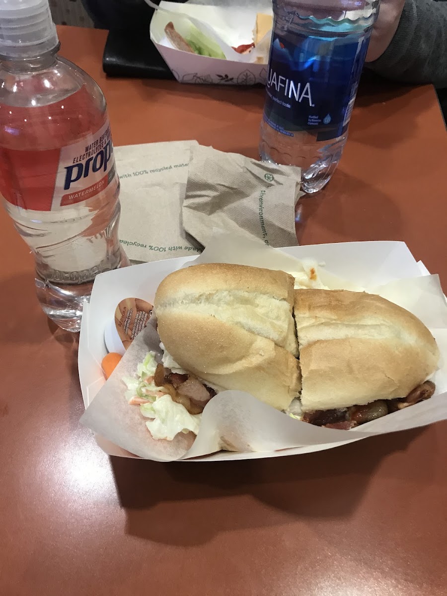 RoMo's Cafe - 5