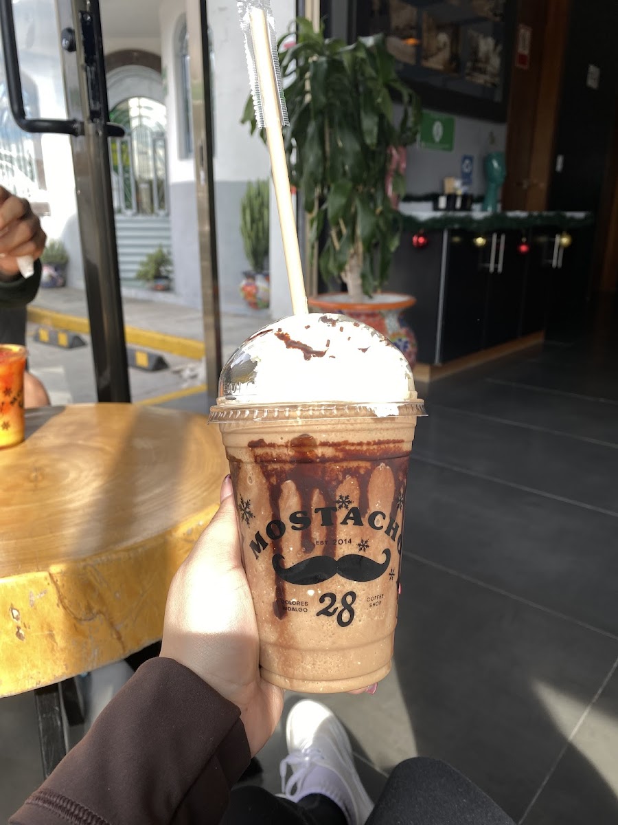 MOSTACHO & GO - 10