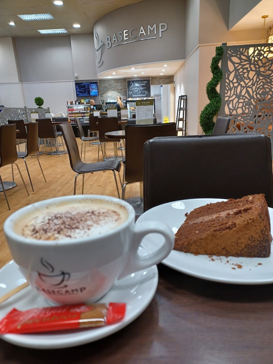 Base Camp Cafe - 7