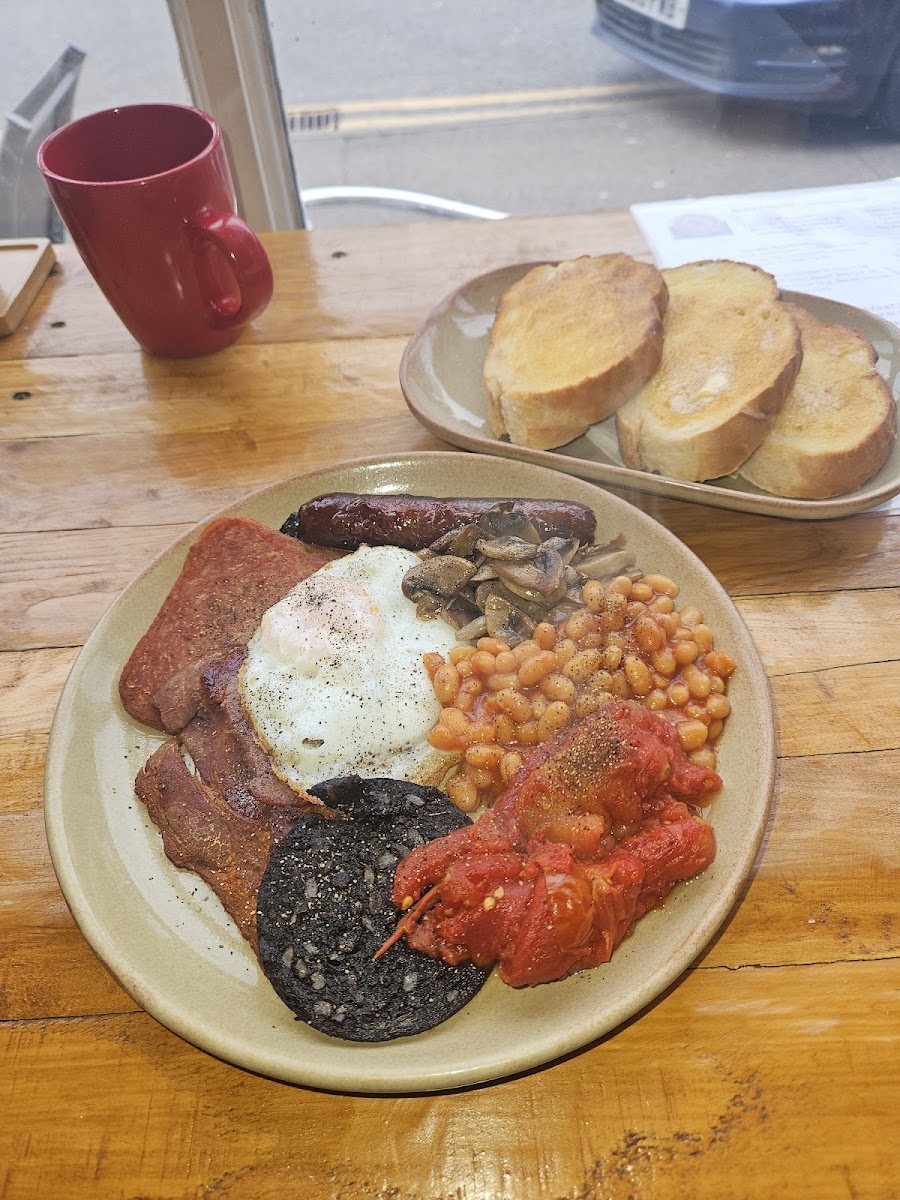 The Buffet Car Cafe - 3