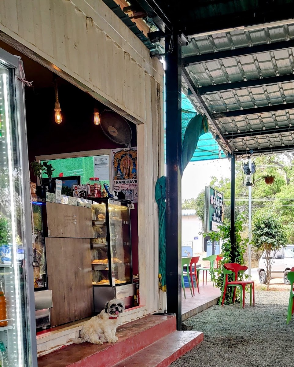 Kandhan Cafe