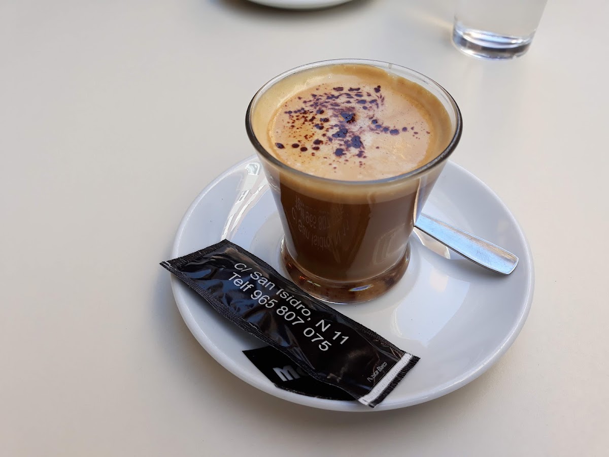 CAPRIOLE Caffé - Bistro - 4