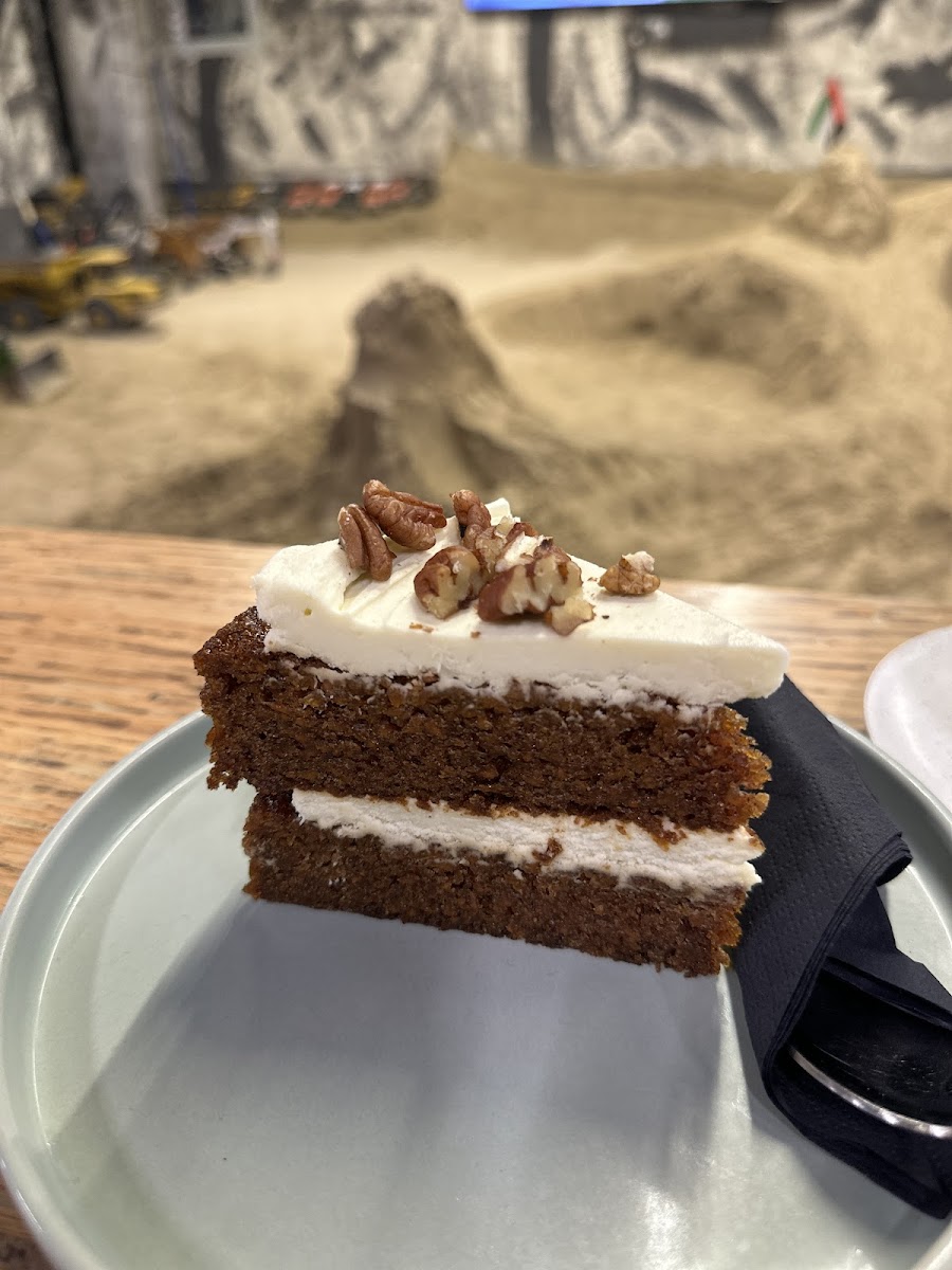 RC Cities Cafe & Gaming Venue - 3