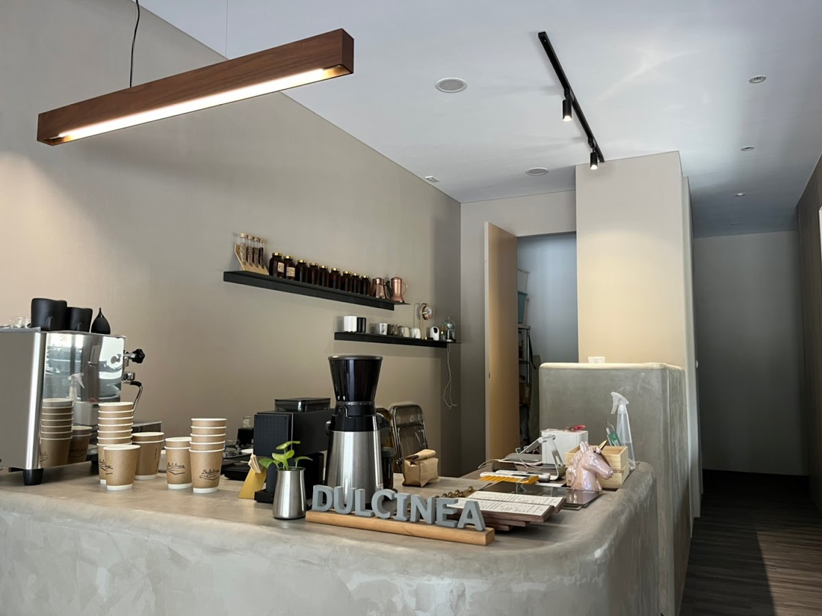 杜辛亞咖啡Dulcinea Coffee｜旗津咖啡廳｜寵物友善｜自家烘焙