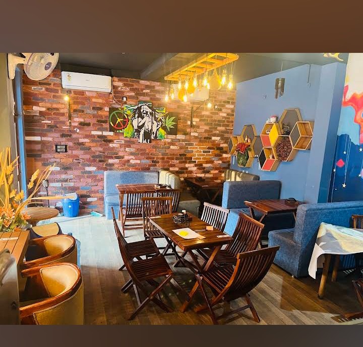 Red & Blue Cafe and Party Hall