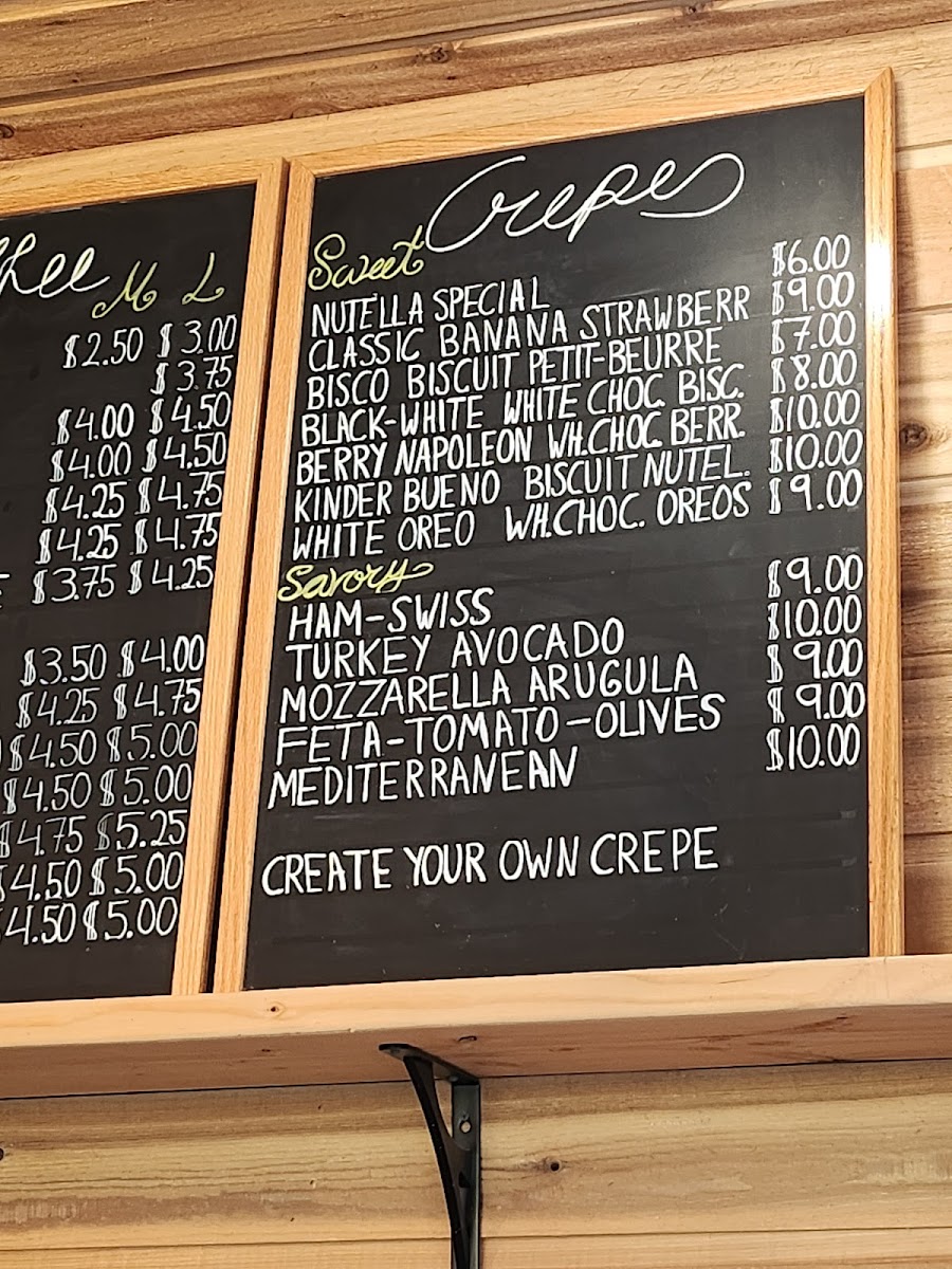 Eli's Cafe & Creperie - 2