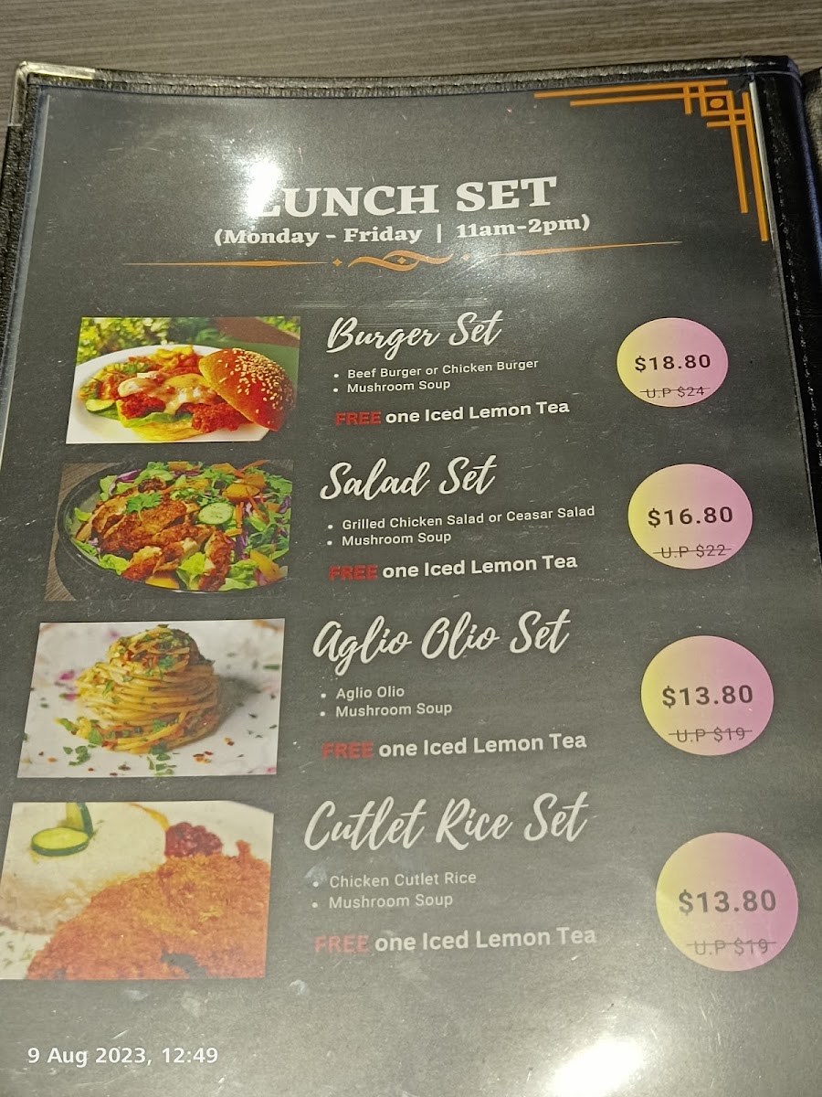 Oasis Bistro & Cafe - 10