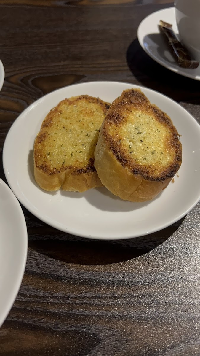 Oasis Bistro & Cafe - 7