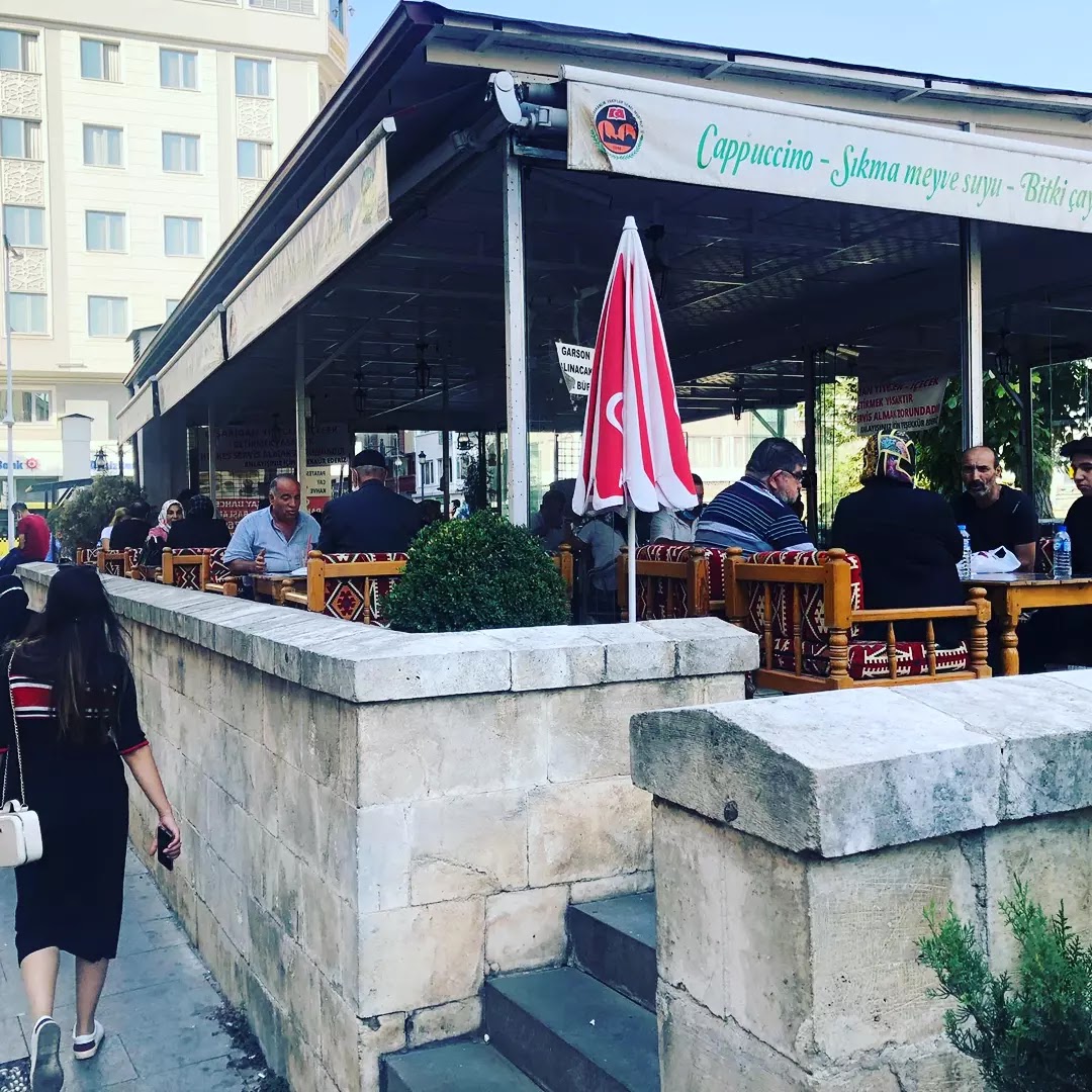 Çarşı Cafe Aile Çay Bahcesi