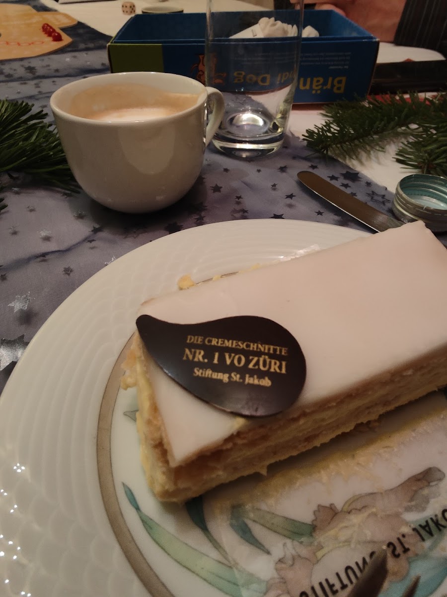 St. Jakob The Cafe - 10