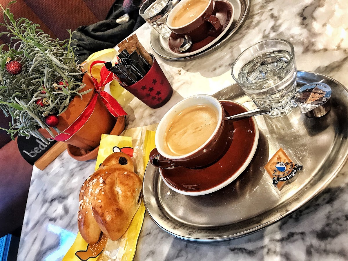 St. Jakob The Cafe - 8