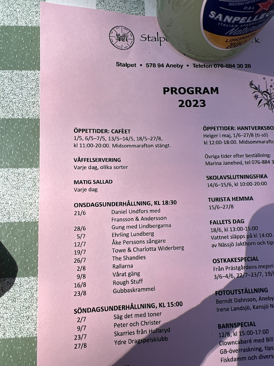 Stalpets café, minigolf och hantverk - 1