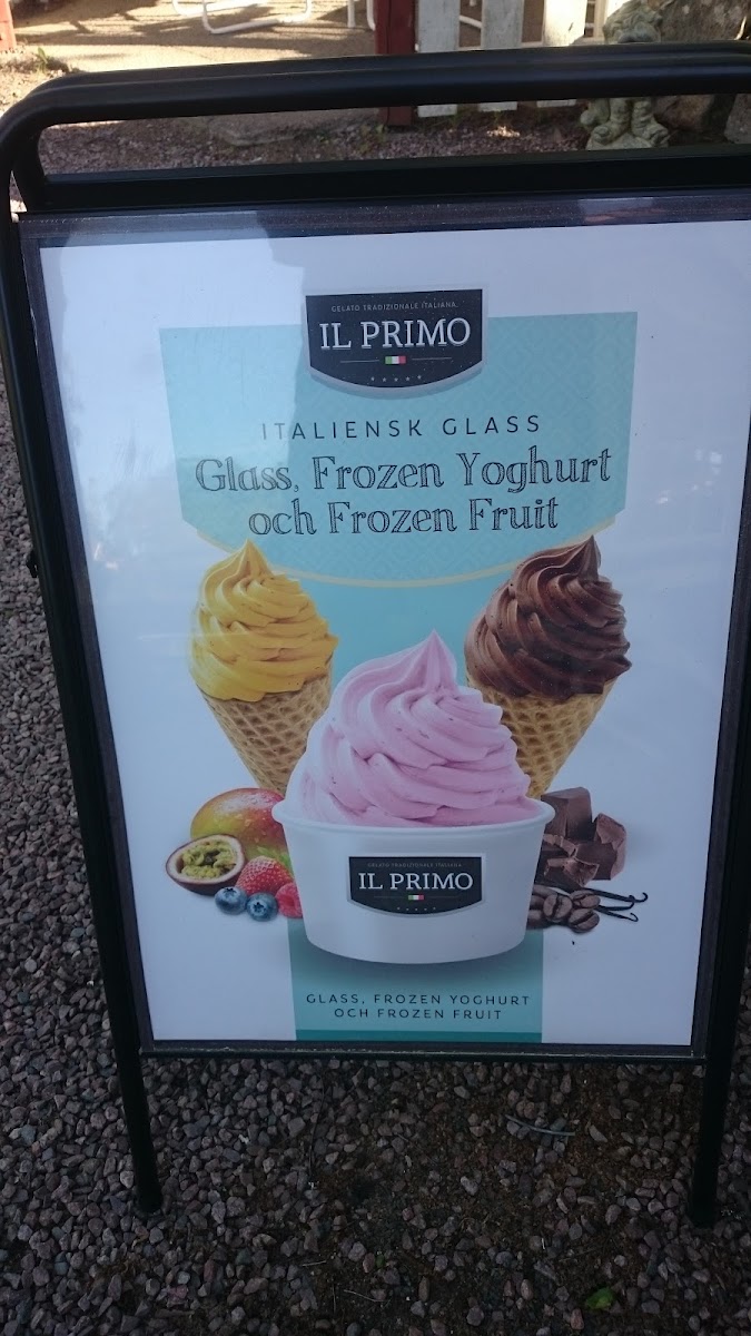 Stalpets café, minigolf och hantverk - 2