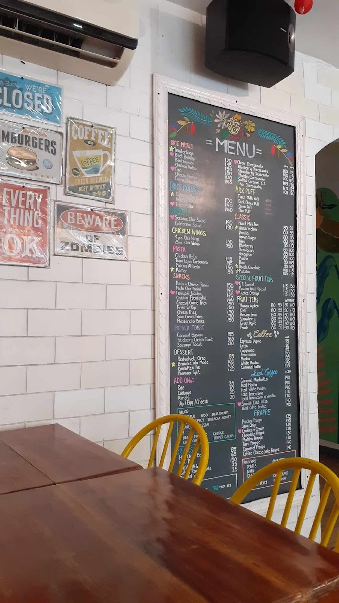 Crumbcoat Mini Cafe - 10