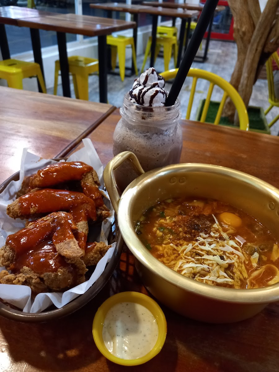 Crumbcoat Mini Cafe - 5