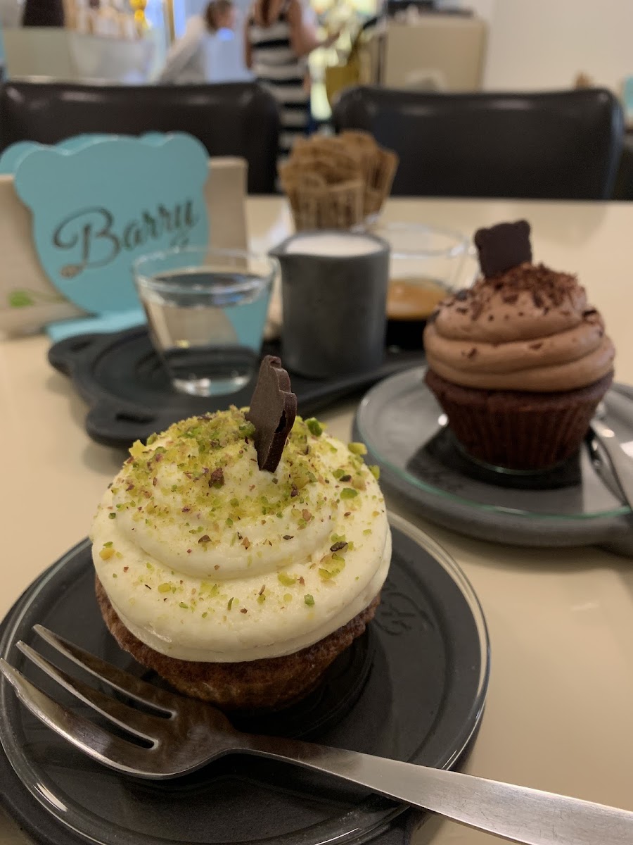 Barry's Cupcakes - 5