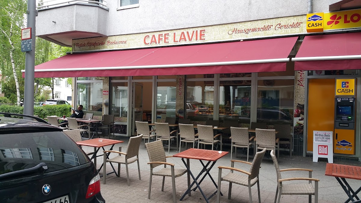 Cafe LaVie