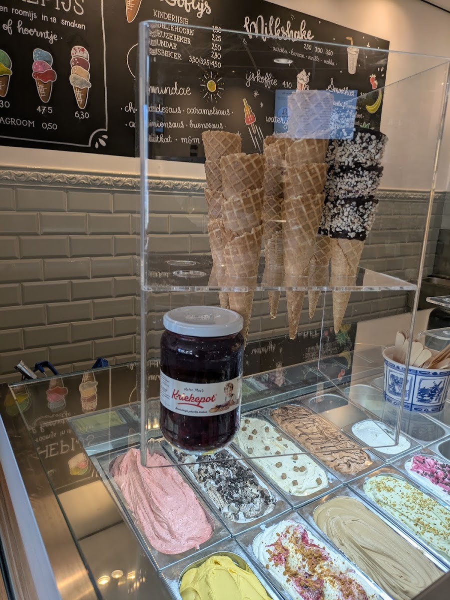 Cafetaria Friet van Riet - 1