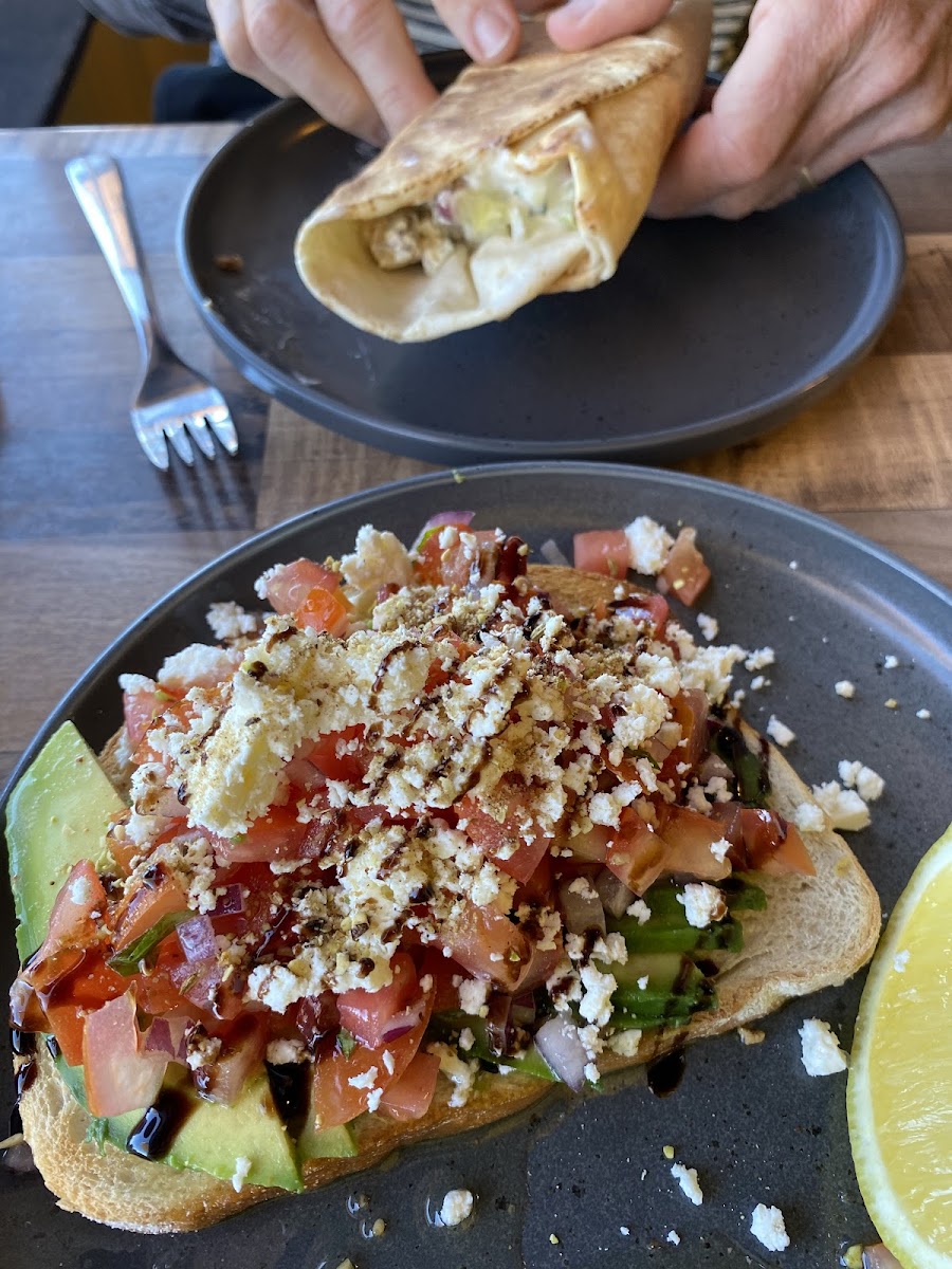 The Busy Bee Cafe and Catering - 4