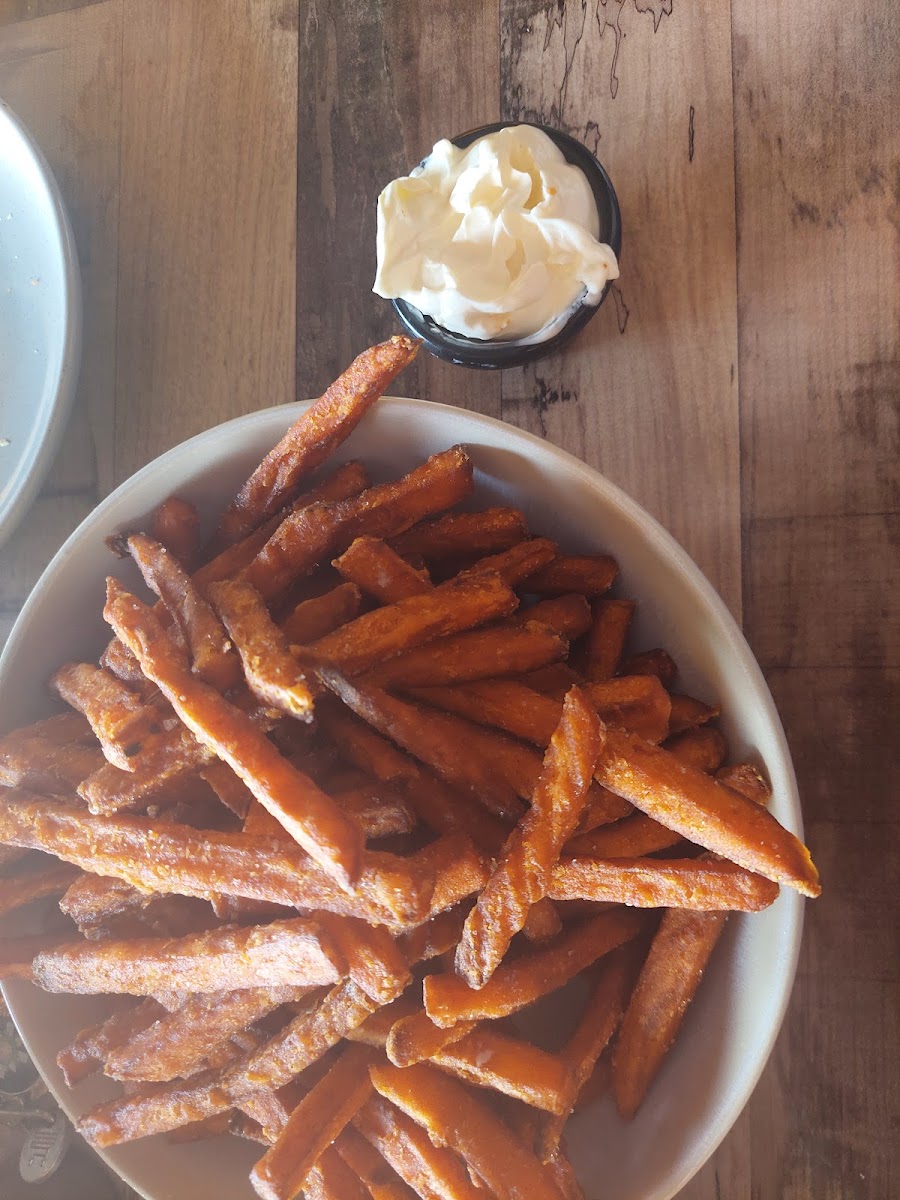 The Busy Bee Cafe and Catering - 5