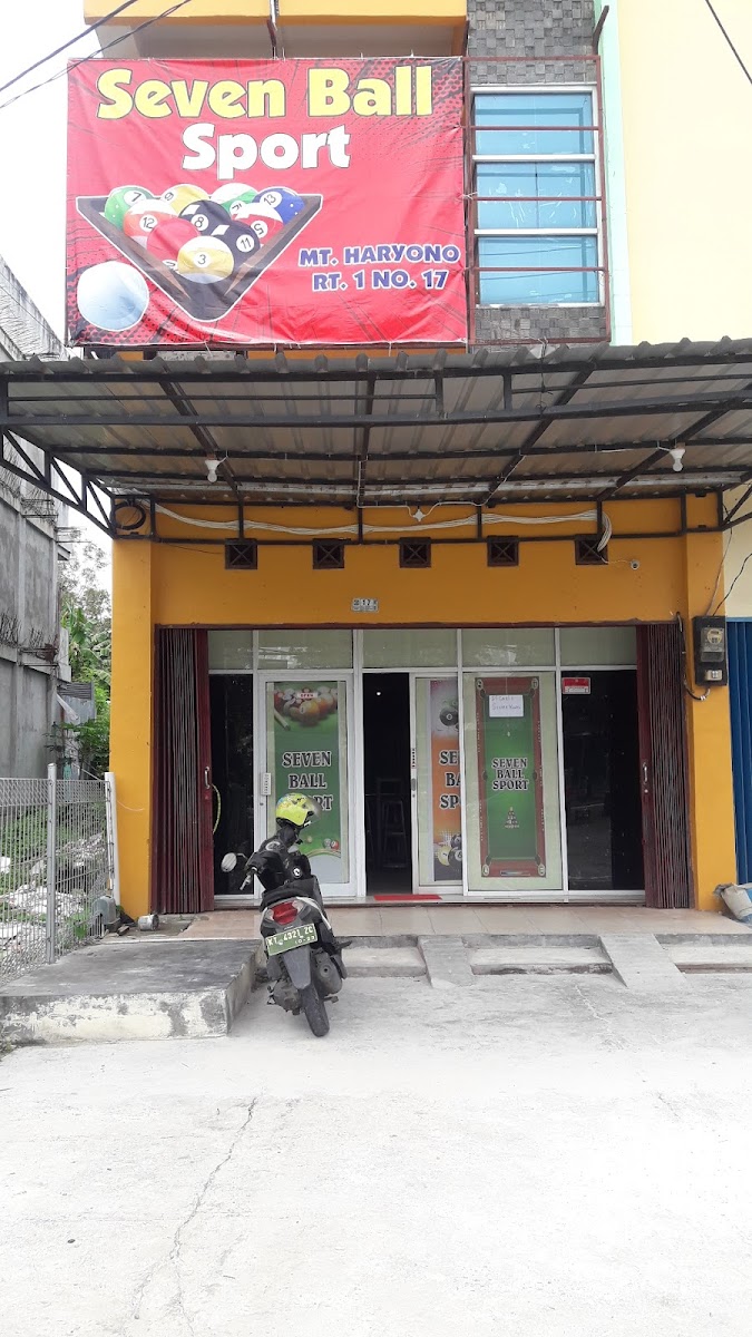 seven billiard & cafe