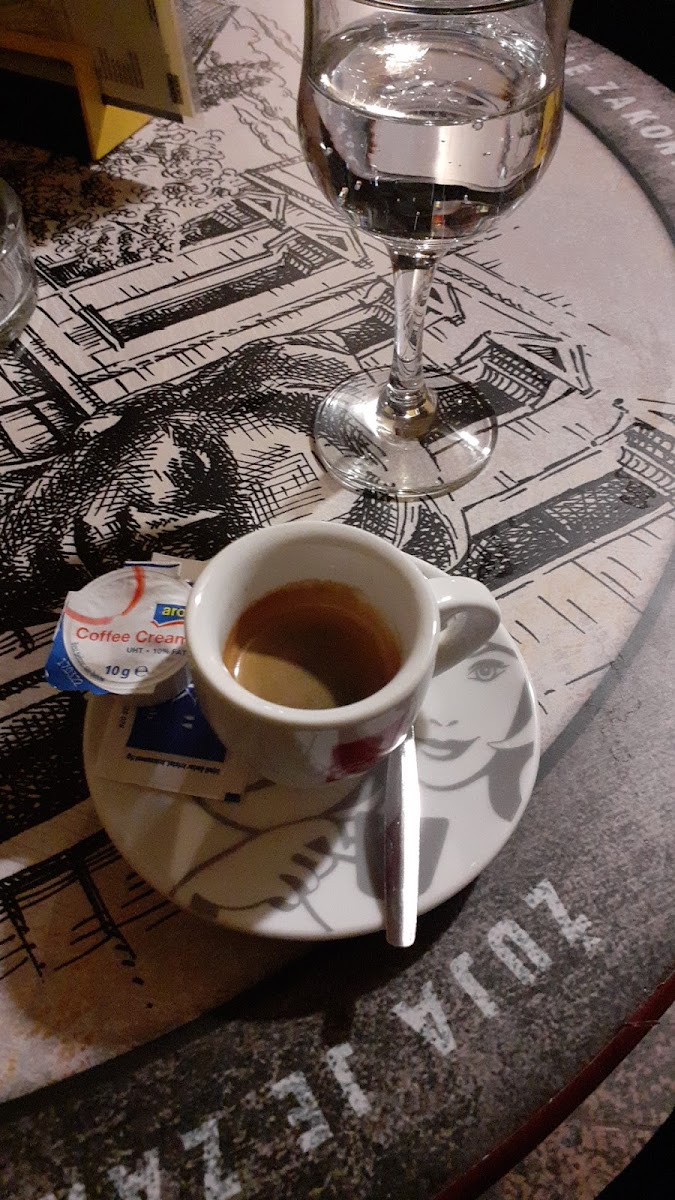 Caffe Bar Mali krug - 5