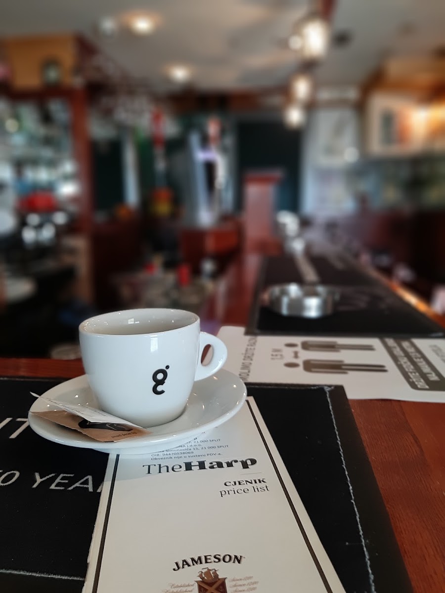 Harp Caffe Bar - 6