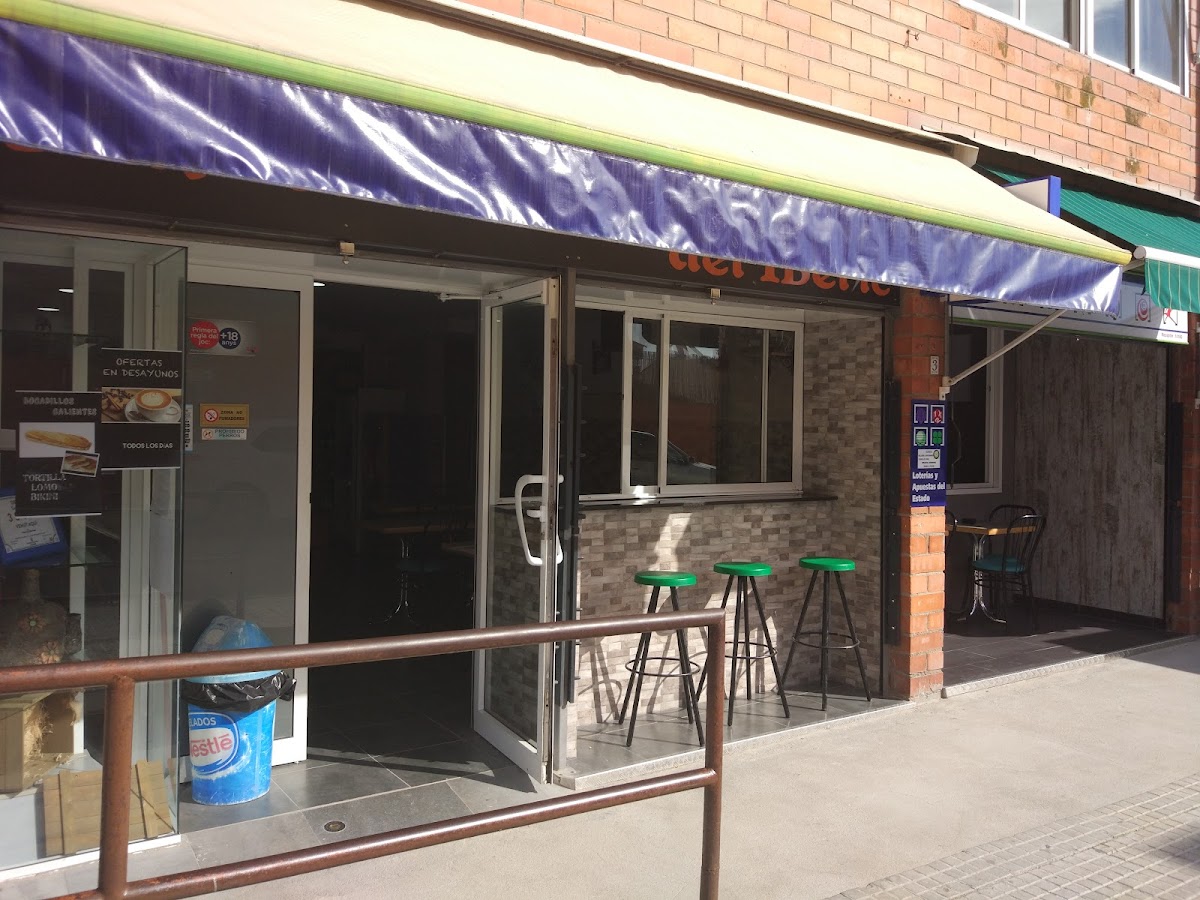 Bar-cafeteria El Racó De L'Ibèric