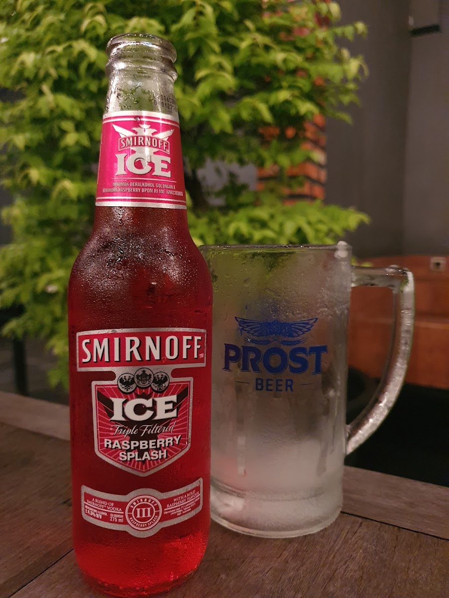 HOB'S Resto & Cafe - 3