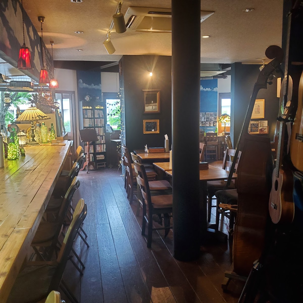 Cafe Gallery & Bar Clef