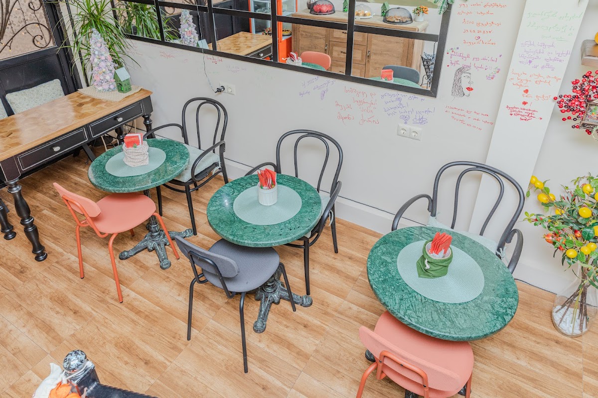 ჯანსაღი კვების კაფე აისი/Healthy food cafe Aisi