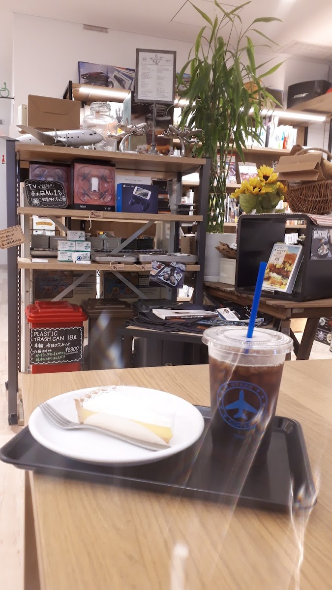 Stark Coffee Misato Cafe - 9