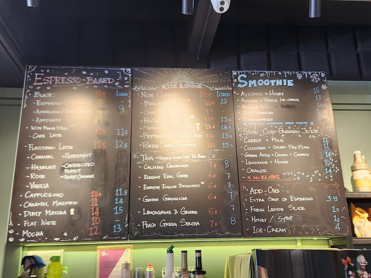 Rise & Shine Cafe Miri - 1