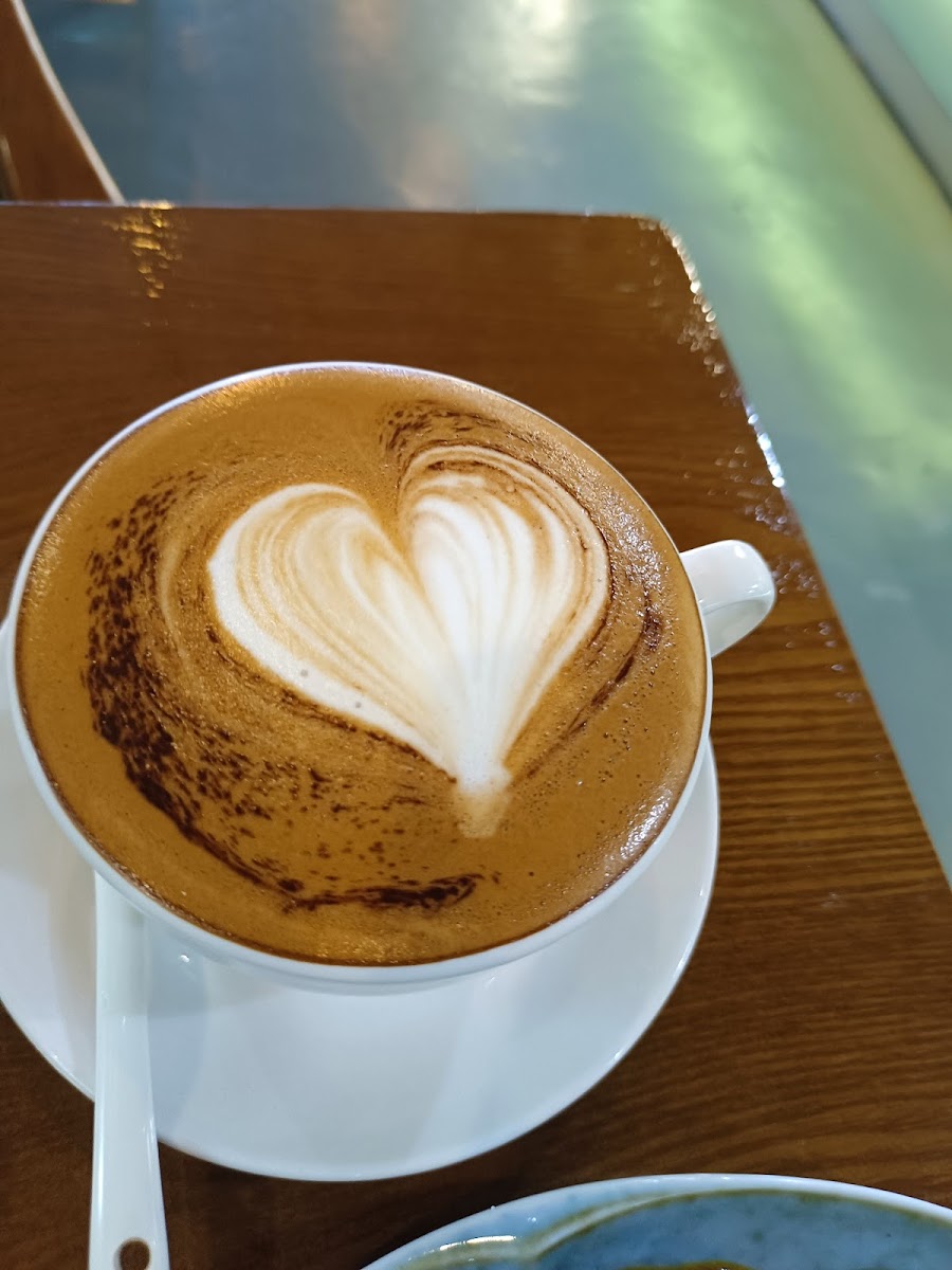 Rise & Shine Cafe Miri - 5