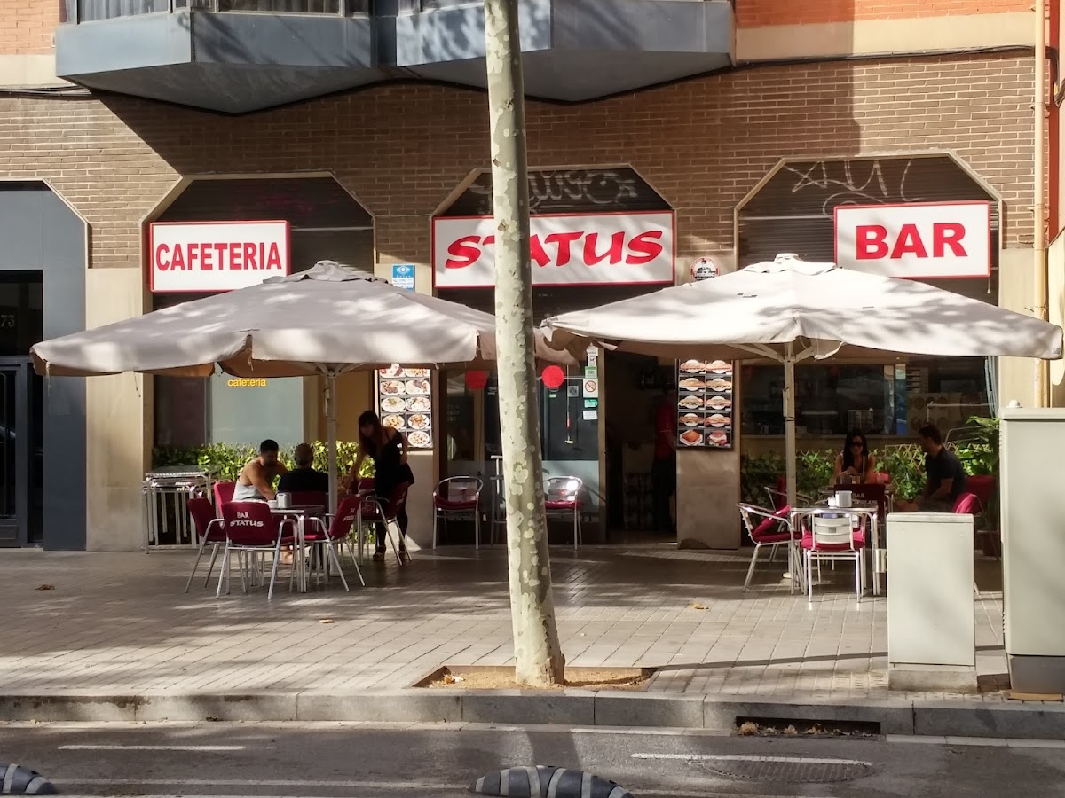 Cafeteria Status Bar