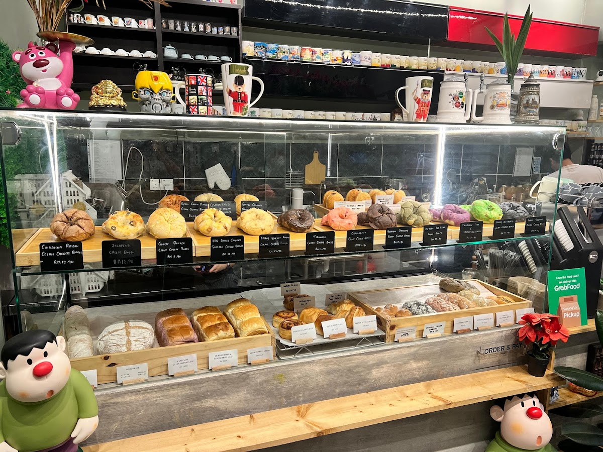 Baker's Barn Bakery & Cafe