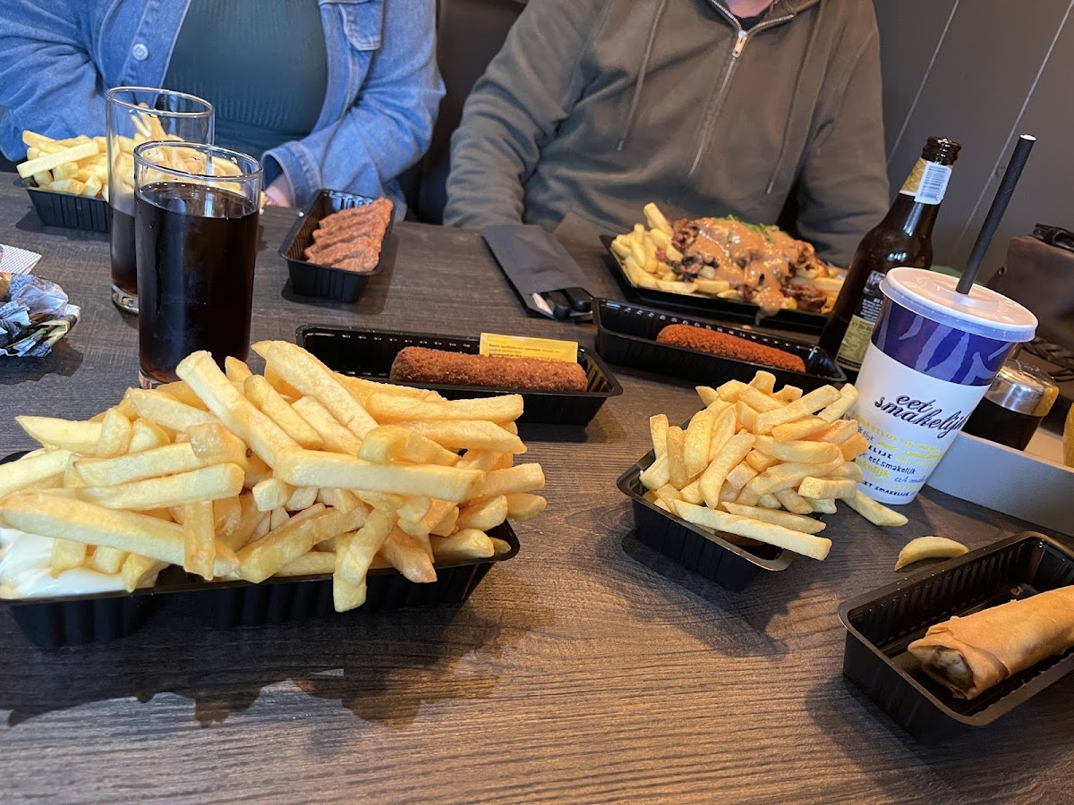 Café-Cafetaria- pizzeria 't Nijlpaard - 4