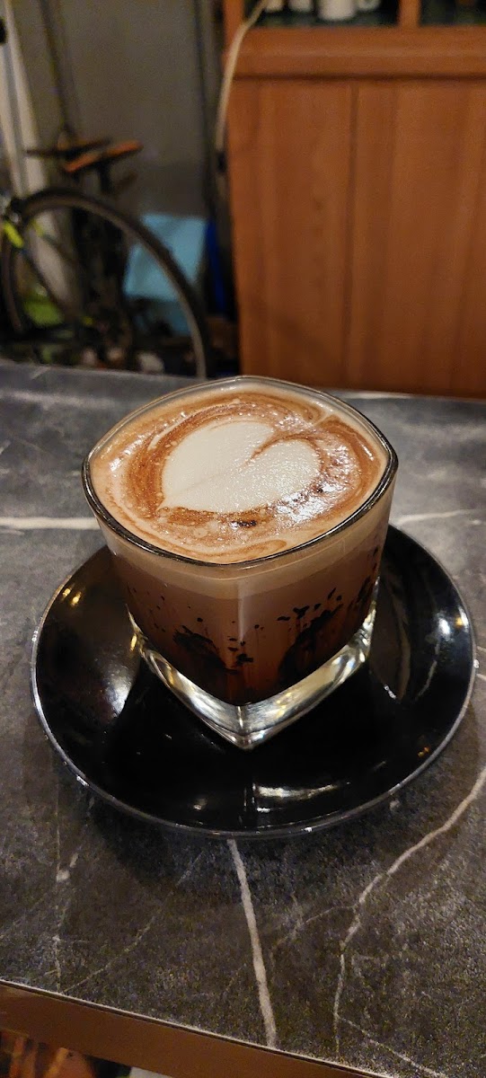 Mimikula Cafe & Bike Care - 3